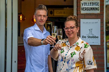 Familiehotel Drenthe | Hotel De Stobbe: Midden in het dorp Ruinen